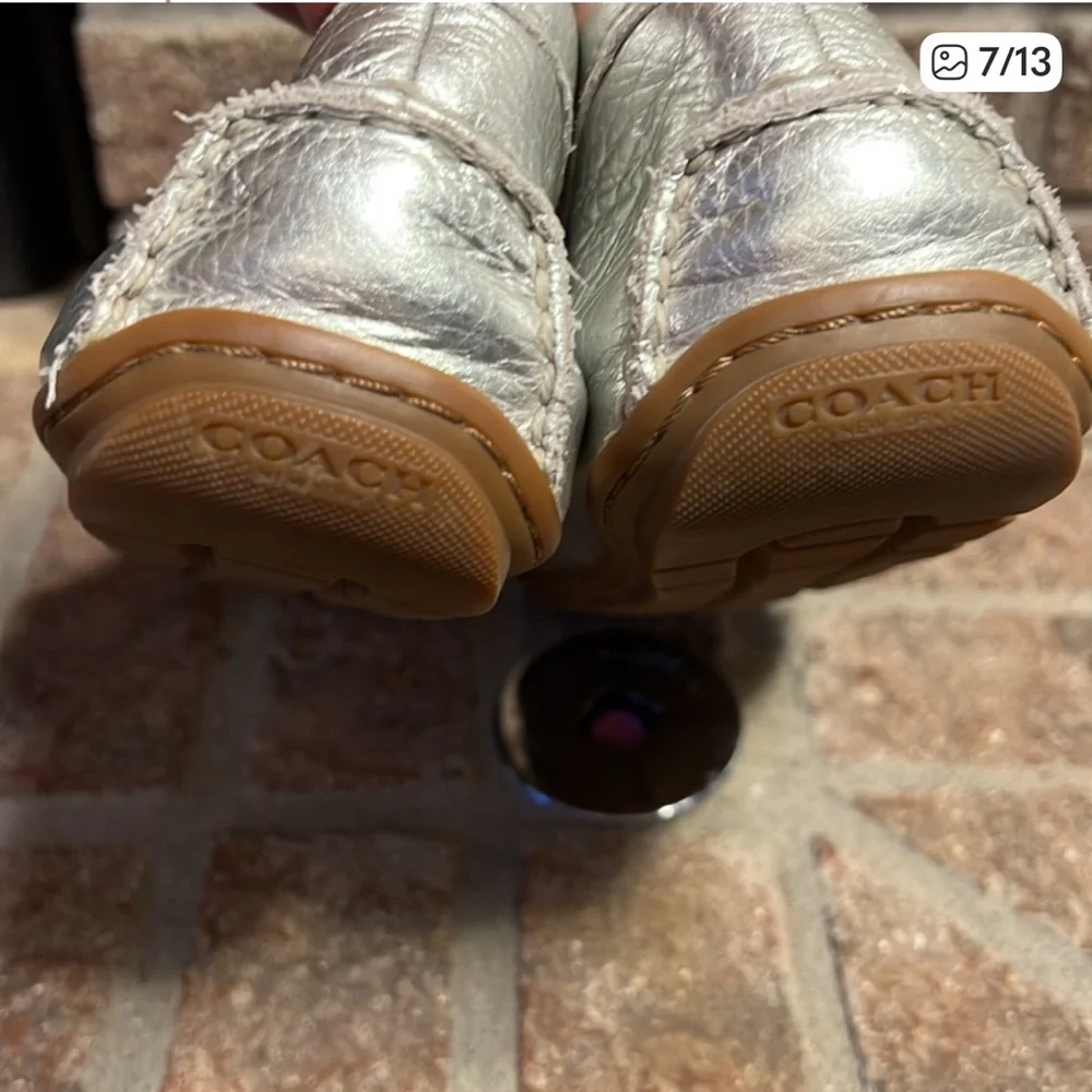 Coach Mary Lock Up Silver slip on Loafers size 8.5B - Picture 7 of 12